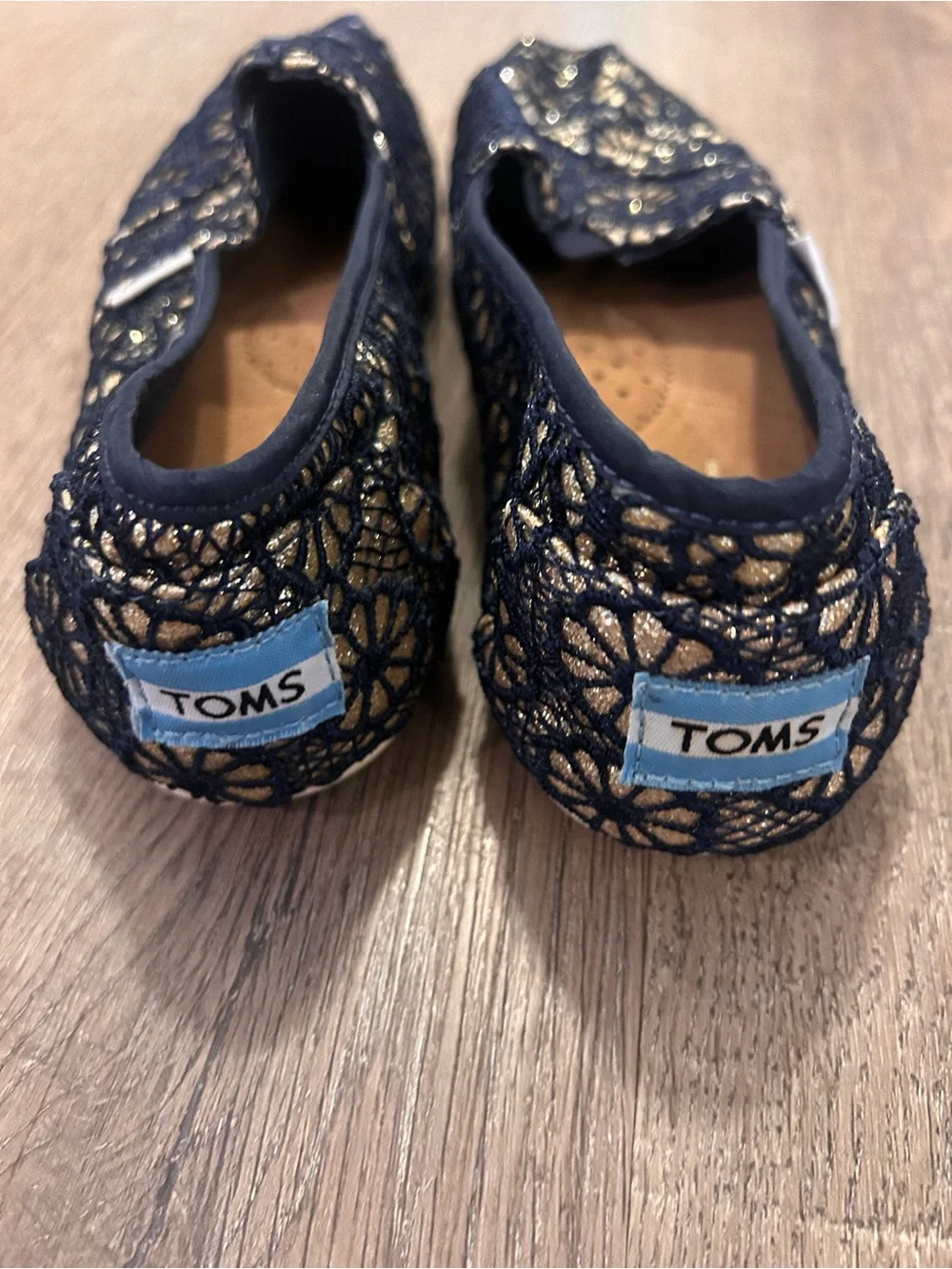 TOMS Alpargata Classic Slip-On Flats Womens Size 8 Navy Floral Glitter